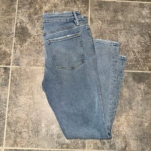 Good American Light Wash Skinny Jeans